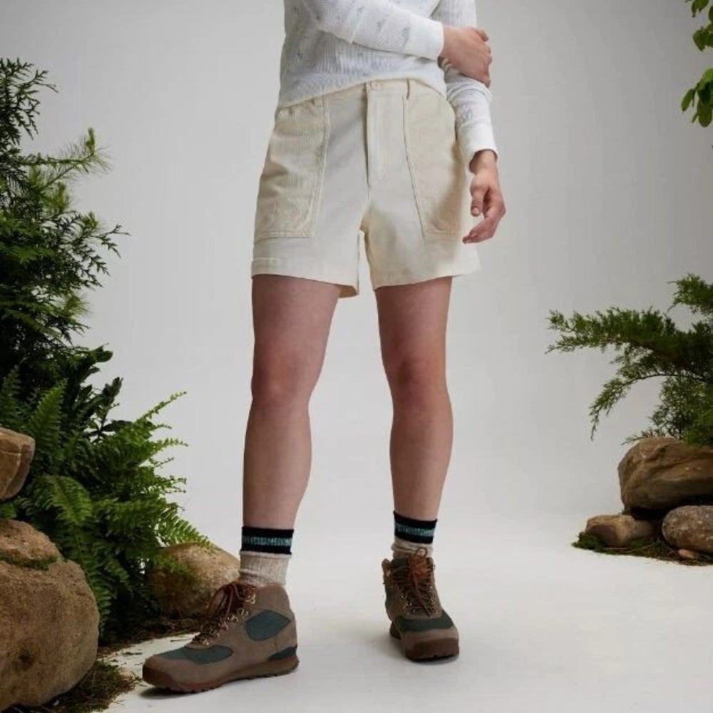Alpine Design Womens 6 Off White‎ Mixed Fabric High Rise 5" Short ADW24806 NWT